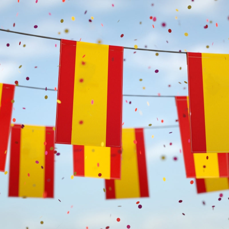 GUIRNALDA PLASTIC BANDERINES FAIR 8 flags of Spain in 5 m