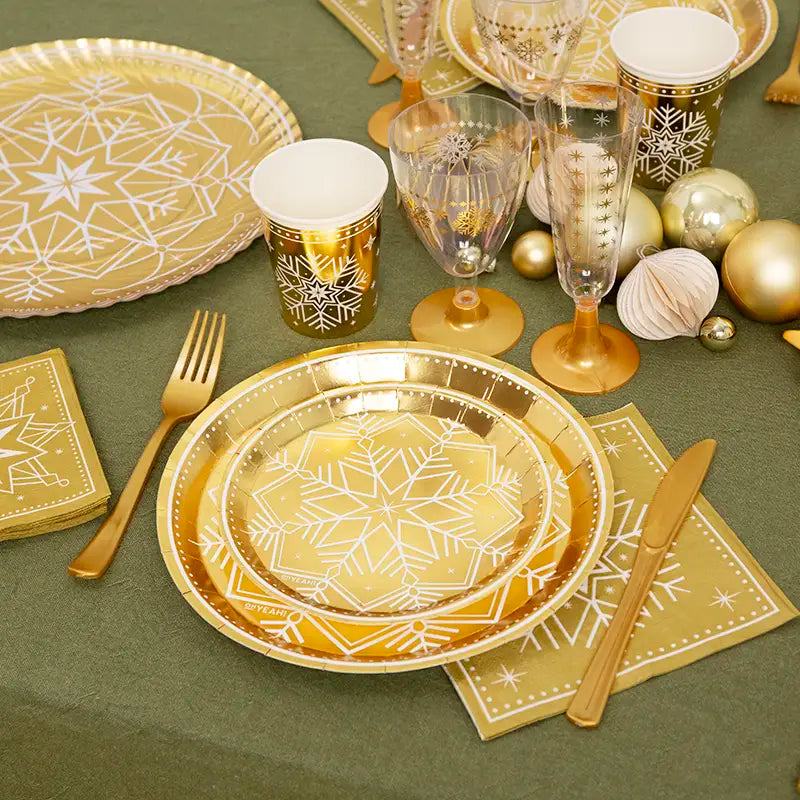 Premium Winter Table Kit 12 Gold People