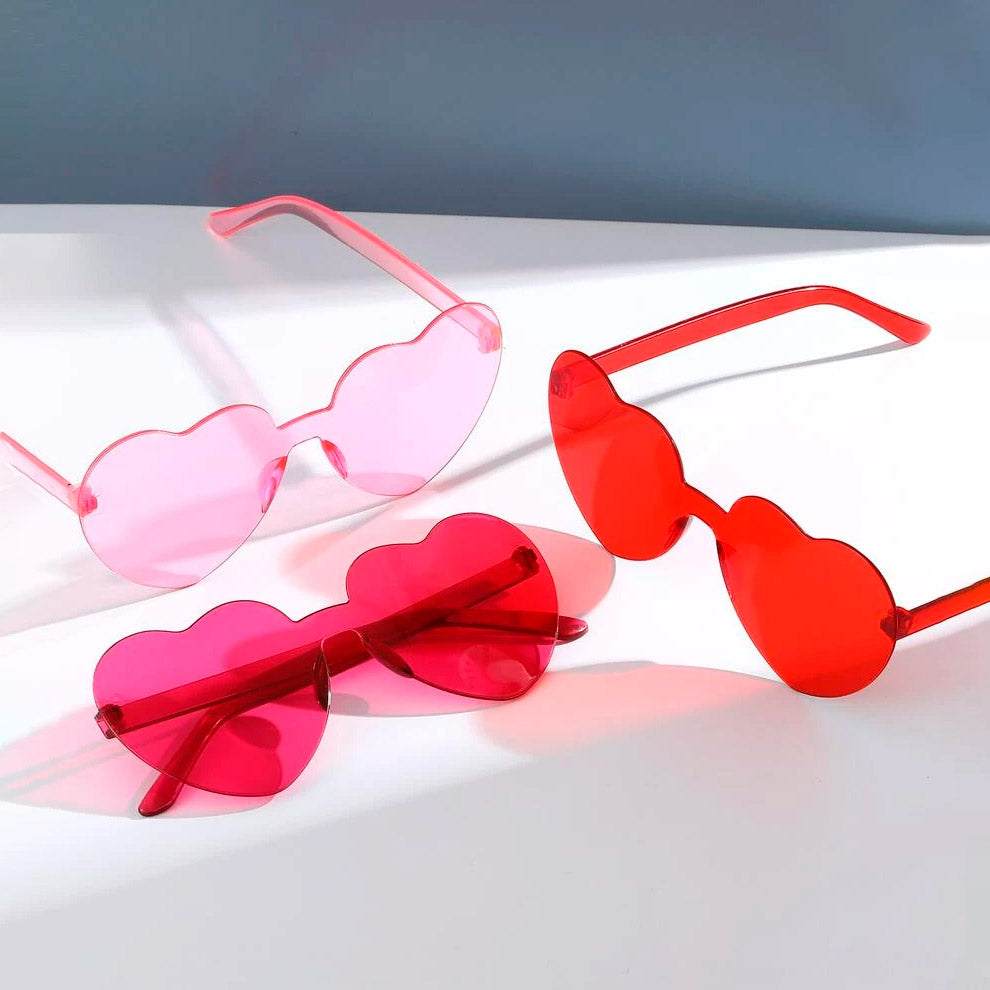 Lunettes de coeur rose