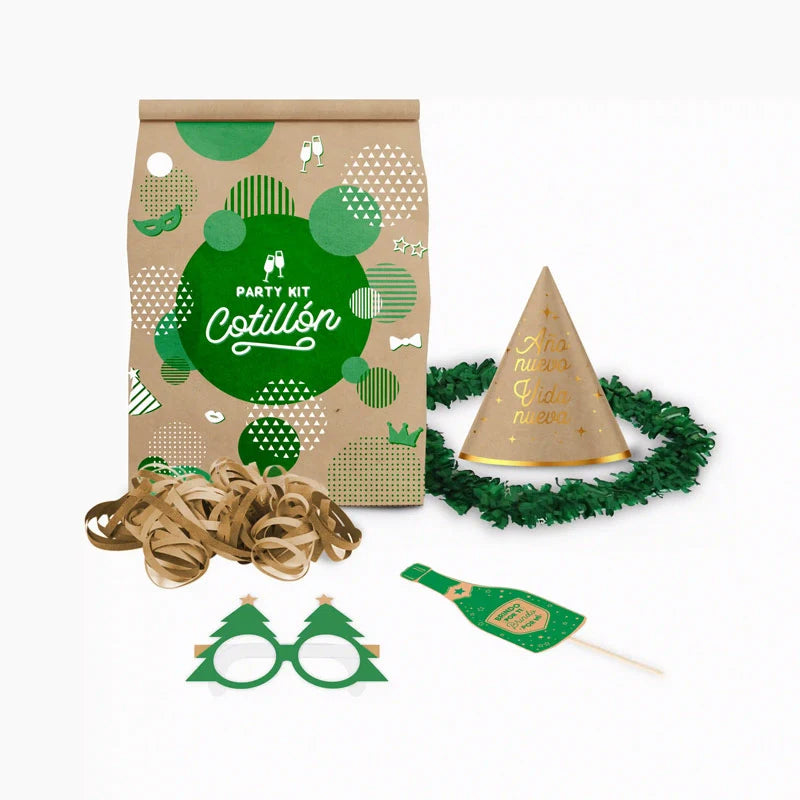 Recyclable Christmas decorations